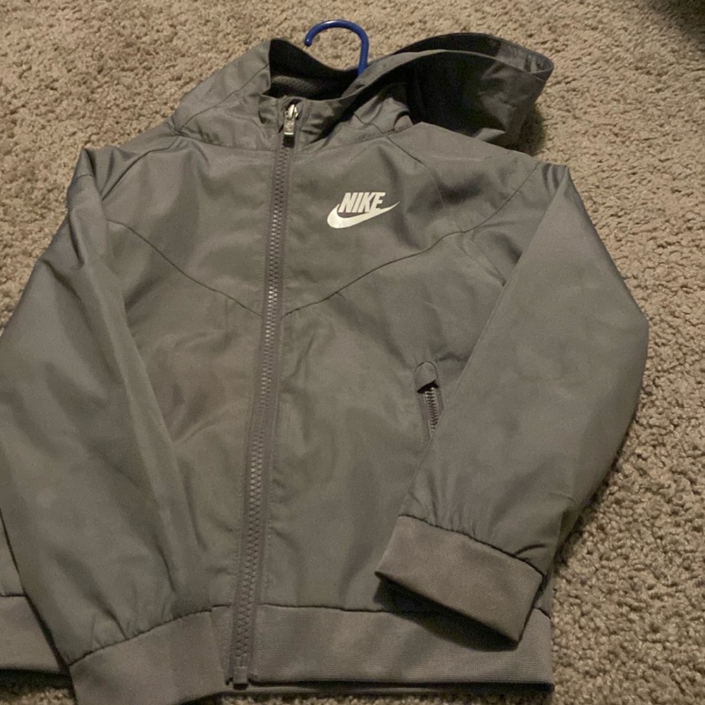 Nike light weight jacket